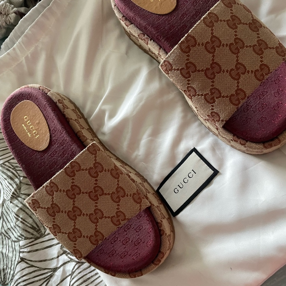 Gucci original womens GG slide authentic